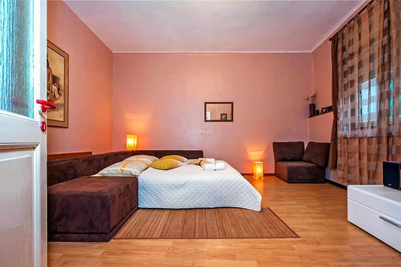 Stela - One Bedroom Apartment Rovinj