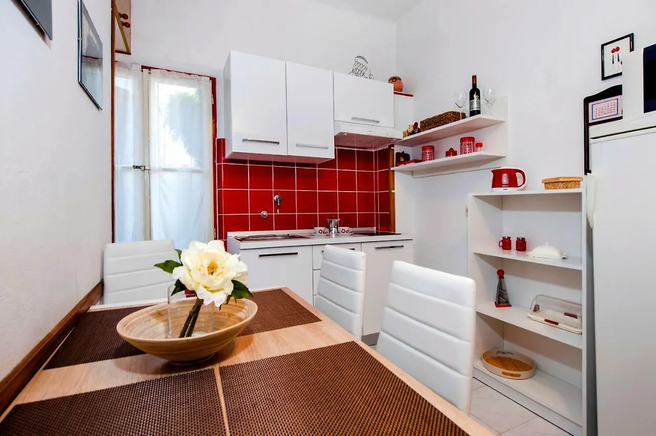 Stela - One Bedroom Apartment Rovinj